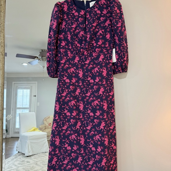 Dresses & Skirts - NWT Tuckernuck Hyacinth House Floral Fuchia and Navy Women's Dress XS